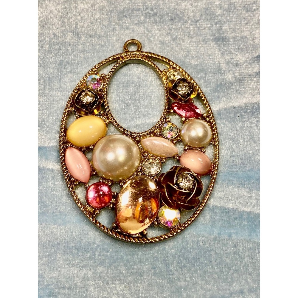 Gold Tone Oval Floral Pendant Faux Pearl Rhinestone Pastel Cabochon‎ Charm Rose